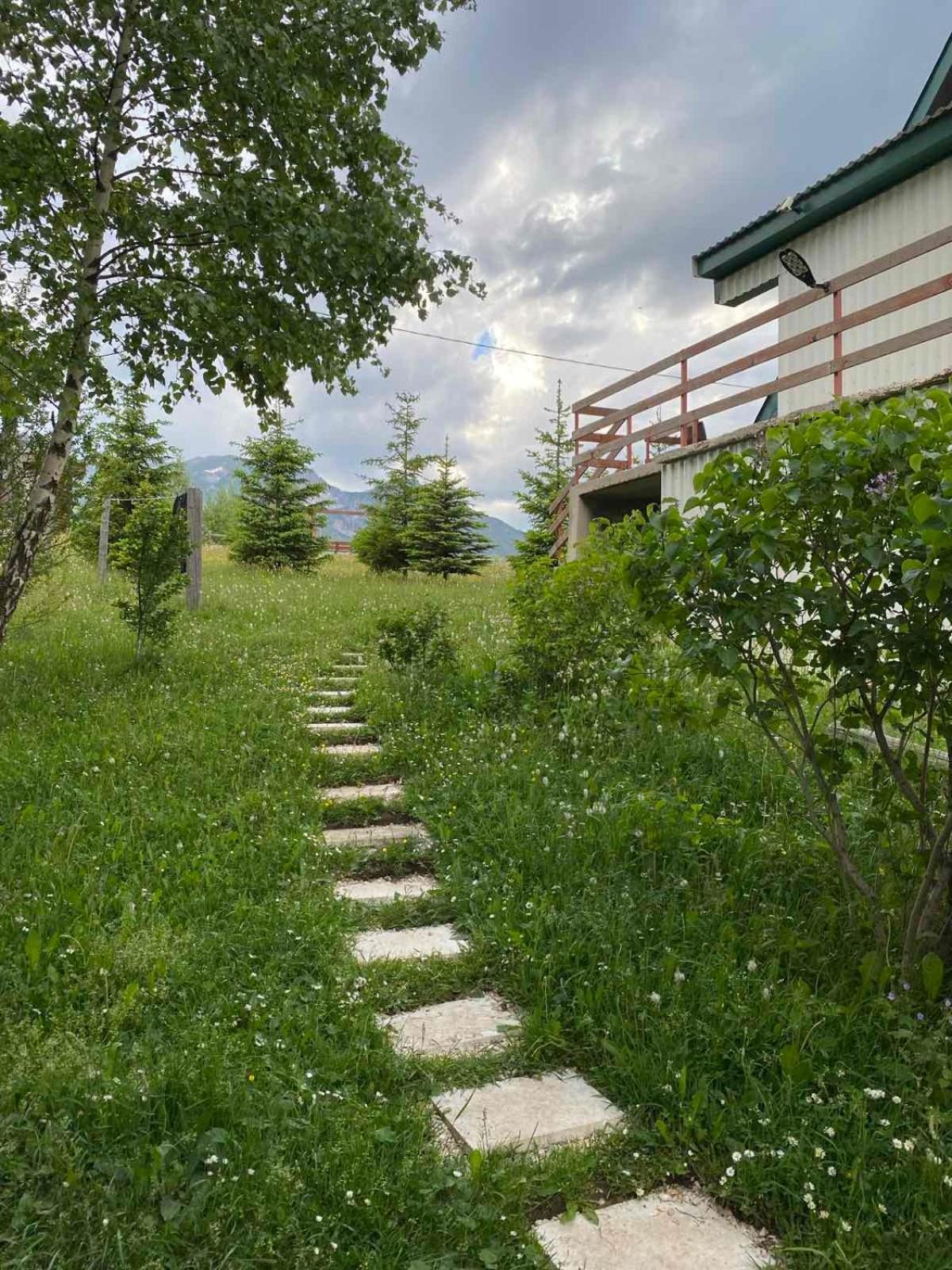 Family Farm Jezera Kır Evi